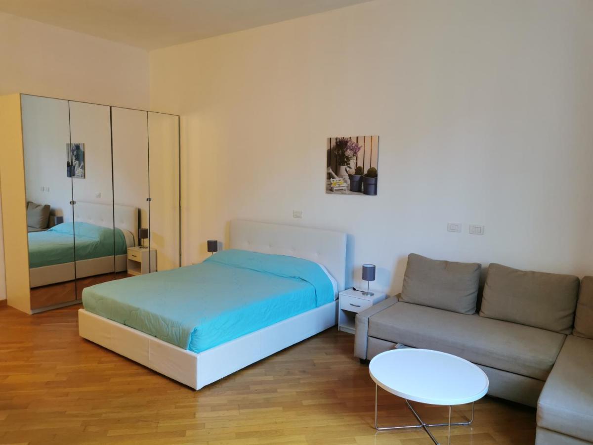 Residenza Piazza Santo Stefano Bolonha Exterior foto