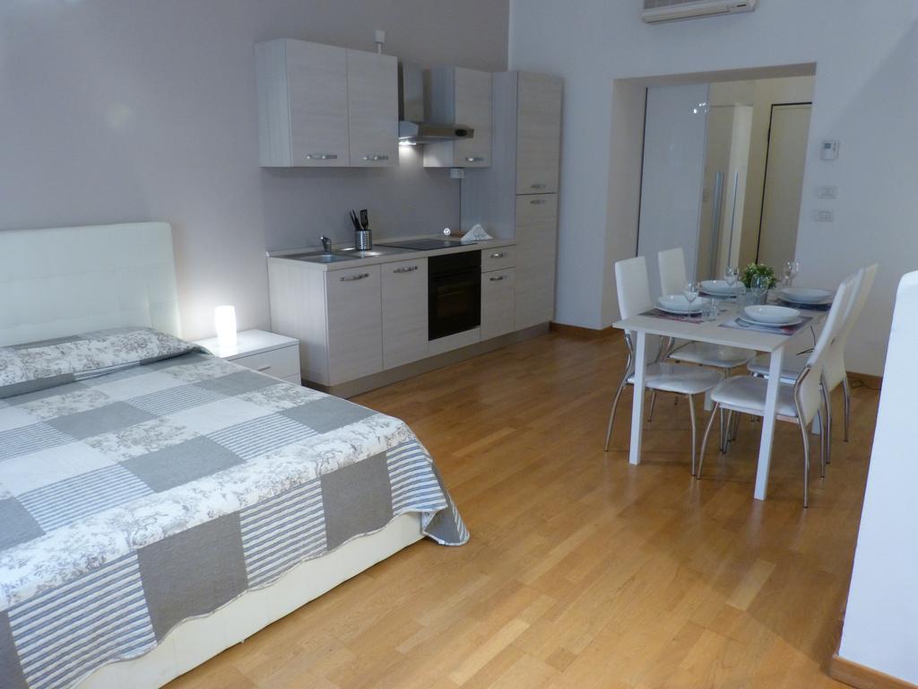 Residenza Piazza Santo Stefano Bolonha Exterior foto
